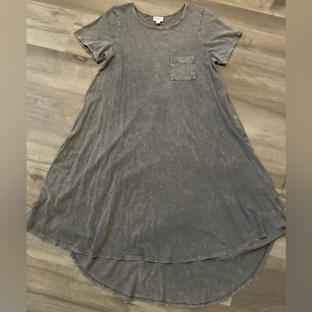 LuLaRoe Acid Wash Mineral Wash Gray high-low Carly T-Shirt Dress XS